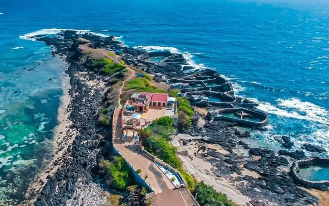 Một đảo miền Trung Việt Nam được vinh danh ngay đầu năm 2026, báo Thái nhận xét: "Đẹp như phim điện ảnh!"