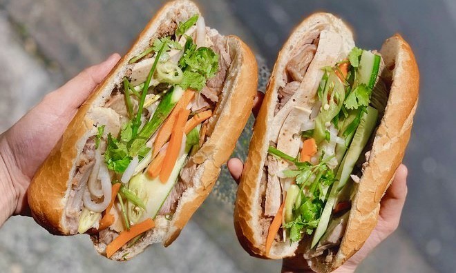 5 điểm ăn sáng tấp nập ở Hà Nội, có quán “phở xếp hàng” nói không với chanh, khách mua xôi phải chờ cả tiếng