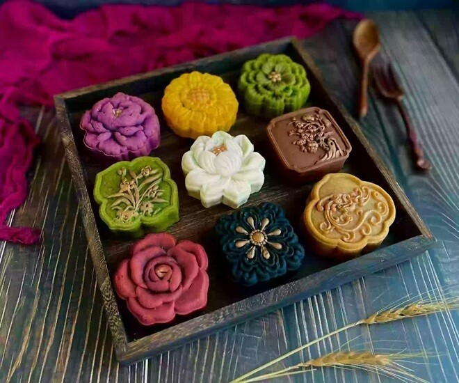 Một chiếc bánh trung thu bằng 5 bát cơm, nhưng thời điểm ăn mới thật sự là sai lầm với nhiều người