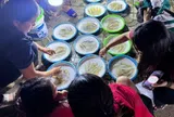 Chợ ven biển Cửa Lò chỉ bán đặc sản top 10 Việt Nam, đêm nào cũng kín khách