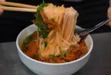 Khách Mỹ thử 6 món phở trong 1 ngày ở Hà Nội, phát hiện điều bất ngờ