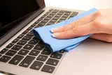 Vệ sinh bàn phím laptop rất đơn giản nhưng nhiều người bỏ qua công đoạn này dễ gây hỏng thiết bị