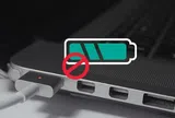Những thói quen nhiều người mắc phải đang âm thầm làm chai pin laptop