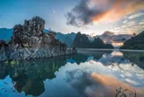 Cách Hà Nội không xa có một nơi như “Vịnh Hạ Long trên núi”, đẹp tựa chốn thần tiên khiến ai cũng mê mẩn