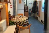 Căn hộ chỉ 30m² của gia đình 3 người khiến nhiều người ngỡ ngàng: Không thừa một mét vuông nào, sống gọn mà vẫn đủ đầy