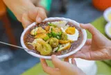 6 đặc sản Hà Nội chỉ chờ hè đến là lên ngôi, toàn món ngon bổ rẻ không sợ nóng, cầm 50.000 đồng ăn thả ga