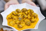 Quán ốc ở Hà Nội 4 lần được Michelin khen: Hải sản 'đi máy bay', khách đông kín