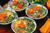 5 quán bún ốc ngon nổi tiếng ở Hà Nội, giữ khách bằng công thức gia truyền, giá rẻ mà chất lượng cao