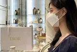 Ôm khoản nợ 618 triệu đồng vì ham mua sắm