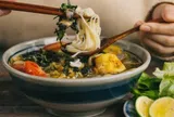 Ở Hà Nội có 5 món đặc sản mùa mưa chiều lòng mọi thực khách, trời càng lạnh ăn càng ngon, giá chỉ từ 12.000 đồng