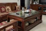 Tại sao ngày càng nhiều gia đình không còn đặt bàn trà lớn giữa phòng khách? 2 thiết kế mới tối giản, thanh thoát, không chiếm lĩnh không gian