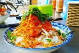 Đặc sản phở chua và 5 phiên bản nhất định phải thưởng thức, hút khách nhờ loại nước xốt “thần thánh” chỉ 40.000 đ/bát