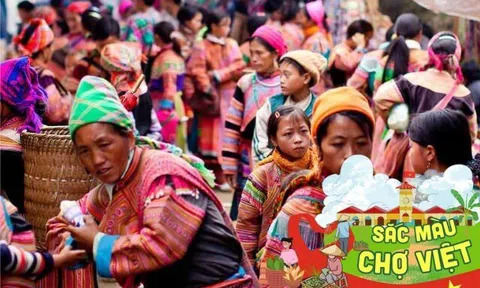Phiên chợ lạ hút khách Tây bậc nhất Lào Cai, ai đến cũng mê mẩn vì một dịch vụ độc đáo