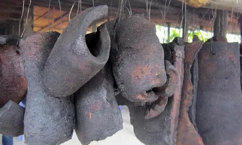 Thứ dai nhách bốc mùi tưởng không ăn nổi lại là đặc sản Tây Bắc, phải chờ 5-6 tháng mới có thể chế biến
