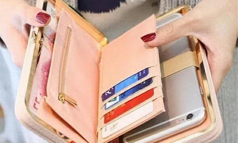 3 điều người có tiền không bao giờ làm với ví của họ và bạn cũng nên tránh