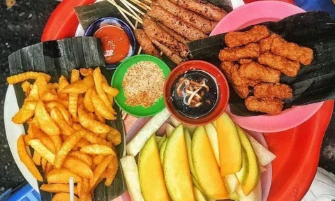 6 thiên đường ăn vặt giá sinh viên mà cực chất lượng ở Hà Nội, đông nườm nượp muốn thưởng thức phải xếp hàng