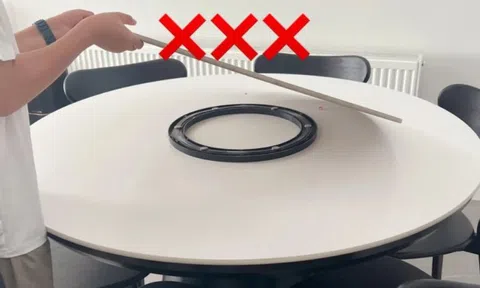 5 mẫu bàn ăn "phản chủ": Càng dùng càng thấy sai lầm