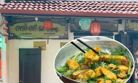 Giữa lòng phố cổ có quán ăn tồn tại 130 năm vẫn đông nghịt khách, được báo Tây ca ngợi "nhất định phải thử" khi tới Hà...