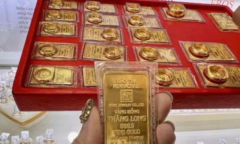 Sáng 27/10: Giá vàng miếng SJC, giá vàng nhẫn trơn đồng loạt giảm