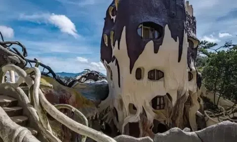 Cận cảnh ngôi nhà "dị" nhất Đà Lạt được báo Mỹ ca tụng