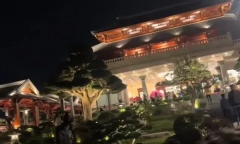 Cận cảnh biệt thự đồ sộ của trưởng thôn trẻ "giàu nhất Việt Nam"