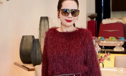 Loạt outfit mùa đông thanh lịch và sang trọng của nữ doanh nhân Tuấn Hương