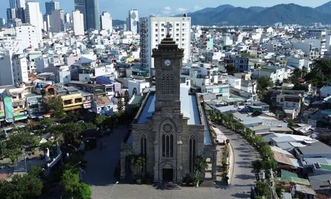 Vẻ đẹp cổ kính của Nhà thờ Núi gần 100 năm tuổi ở Nha Trang