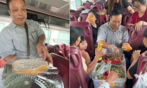 Gia đình 45 người đi du xuân, mang theo 20 con vịt, gà, 30kg lạp xưởng