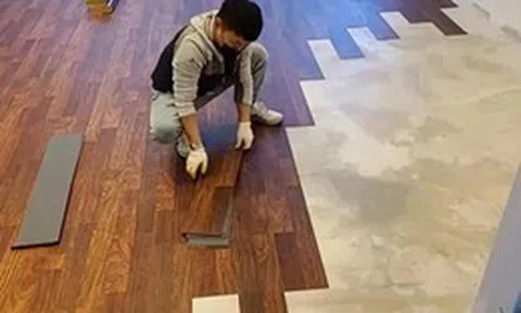 Thợ xây 30 năm cảnh báo: Đừng lát sàn gỗ trực tiếp lên gạch men nếu không muốn tốn thêm hàng chục triệu sửa lại