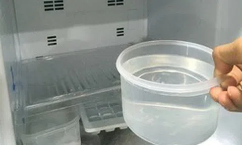 Hóa ra chỉ với 1 bát nước đặt trong tủ lạnh: Giúp tiền điện giảm rõ rệt, thực phẩm tươi lâu hơn