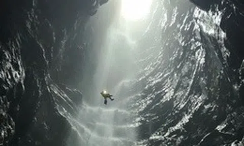 Vẻ đẹp hoang sơ của các hang động bí ẩn vừa được phát hiện ở Phong Nha-Kẻ Bàng