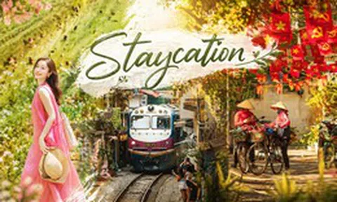 Khi tôi quyết định không đi đâu cả dịp 30/4: Tài khoản "còn nguyên", người không mệt và lần đầu thấy thành phố mình đang sống đẹp đến vậy