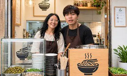 Quầy mì 3m² đánh bại cửa hàng chuỗi 200m²: Câu chuyện khởi nghiệp nhỏ nhưng thắng nhờ điều mà thương hiệu lớn khó sao chép