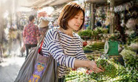Mẹ 2 con chia sẻ: Tôi từng tiêu hết 12 triệu tiền chợ mỗi tháng - đến khi ghi lại từng khoản mới thấy tiền “rò rỉ” ở đâu