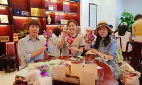 Ở tuổi 63, tôi nhận ra: Sau khi nghỉ hưu, có 3 kiểu “tiêu tiền giết thời gian” rất dễ khiến tài chính lao dốc