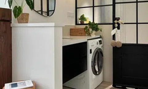 Phòng tắm nhỏ đừng cố nhét thêm bồn rửa mặt: Nhiều gia đình đang sửa lại theo kiểu này
