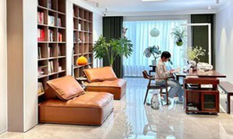 Không còn chuộng phòng khách kiểu cũ, phòng khách của người bạn này khiến nhiều người muốn “đập đi làm lại” vì quá tiện và đáng sống