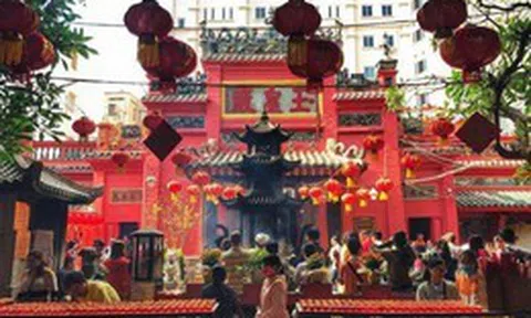 Ngôi chùa cổ duy nhất ở Việt Nam lưu giữ dàn tượng giấy bồi trăm tuổi, là di sản kiến trúc nghệ thuật quốc gia