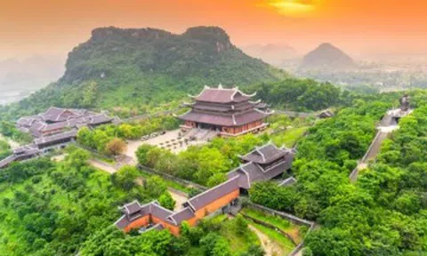 Danh thắng nào ở Ninh Bình "đẹp tựa chốn thần tiên", xuất hiện trong MV Sơn Tùng - MTP, ai đến cũng quên lối về?