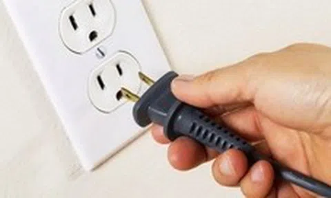 3 thiết bị nên rút điện trước khi đi ngủ nhưng 90% người Việt không làm