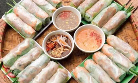 Đặc sản bán đầy trên phố ở TP.HCM lọt top 30 món ăn ngon trên thế giới, vừa đẹp vừa thơm, 8.000 đồng có thể mua