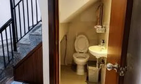 Vì sao ngày càng nhiều gia đình không còn làm nhà vệ sinh dưới gầm cầu thang? Khoảng trống này đang được sử dụng theo cách khác