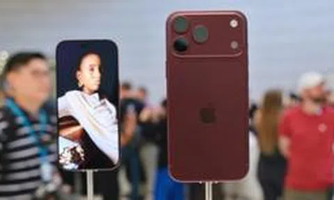 Người Việt đổ xô đặt mua, iPhone 18 Pro Max "cháy hàng" chỉ sau 10 phút