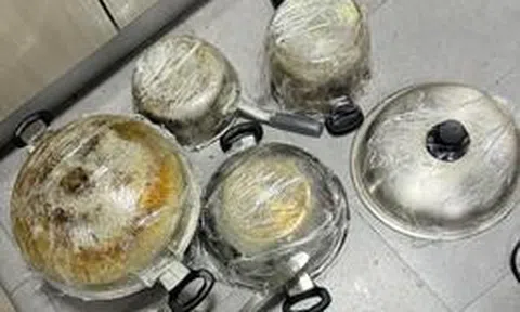 Chiếc nồi dùng 20 năm vẫn sáng như mới: Người phụ nữ trung niên tiết lộ cách làm sạch khiến nhiều người bất ngờ