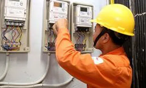 Phát hiện điện năng tiêu thụ bỗng vọt lên 180 kWh/ngày, gấp 20 lần bình thường, người đàn ông lập tức kiểm tra thứ này