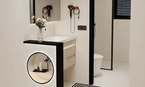 Phòng tắm không đặt bồn rửa mặt, khu vệ sinh cũng được tách riêng: Cách bố trí tưởng lạ nhưng ở lâu mới thấy quá tiện