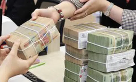 Đáo hạn sổ tiết kiệm cuối tháng 10, nhiều người gửi tiền cảm thấy hụt hẫng