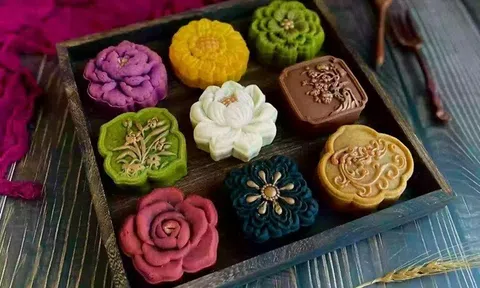Một chiếc bánh trung thu bằng 5 bát cơm, nhưng thời điểm ăn mới thật sự là sai lầm với nhiều người