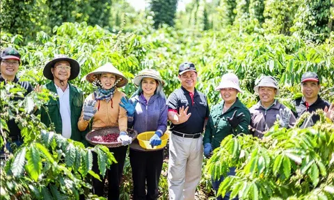 Tổng Giám đốc Nestlé Việt Nam được vinh danh trong Top 100 Doanh nhân tiêu biểu toàn quốc