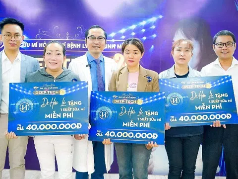 Dr.Hải Lê kỷ niệm 17 năm thành lập, tặng 17 nhà tình thương